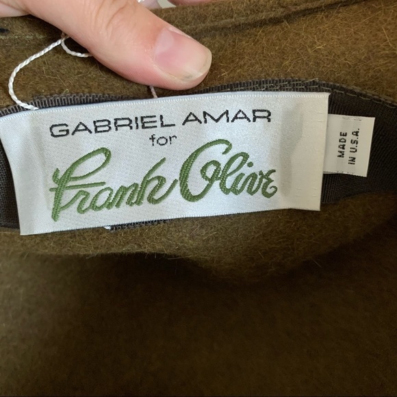 Gabriel Amar Frank Olive Brown Cloche Hat Feathers - Picture 7 of 7